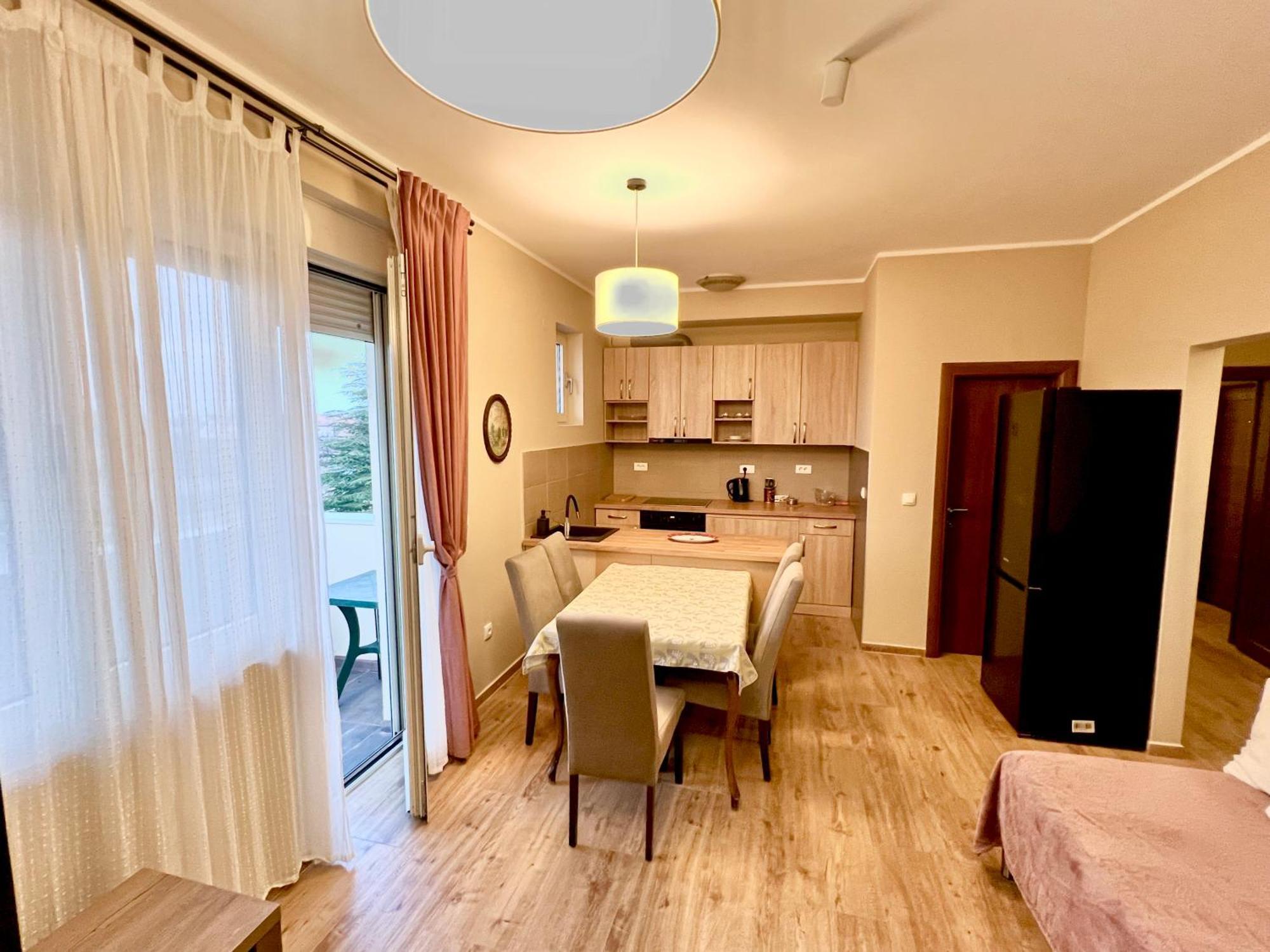 Roomsapartments Popcourt Pančevo Eksteriør billede